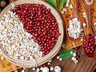 适合男声朗诵的诗歌_适合男生的简短诗朗诵