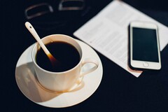 当代大学生价值观困惑_就业形势下当代大学生价值观缺失论文